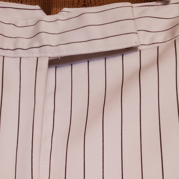 Dress Bermuda Shorts - Picture 3 of 7